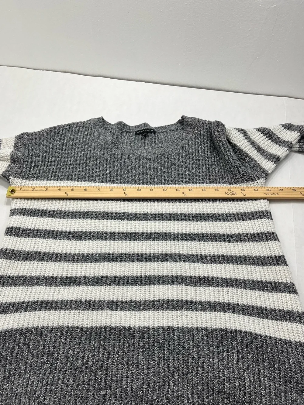 Staccato striped cozy